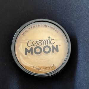 BN Cosmic Moon Metallic Gold Face & Body Makeup